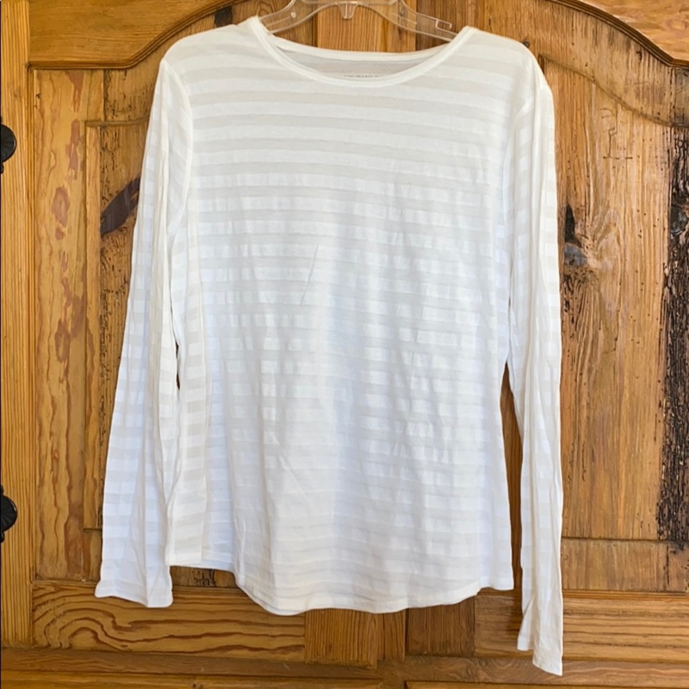 Ann Taylor White Long Sleeve Tee